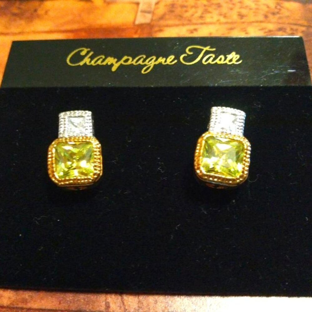 Champagne Taste Stud Earrings